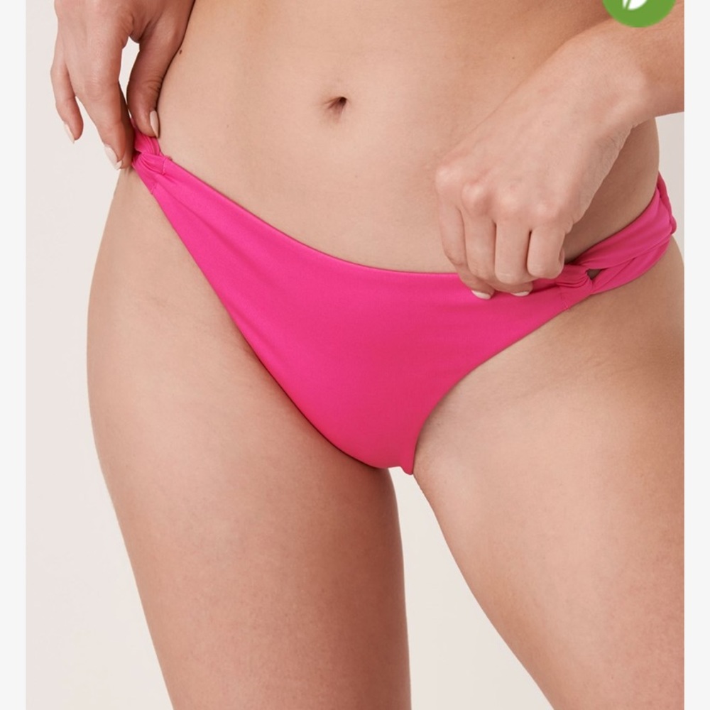 La Vie En Rose Cheeky Bikini Bottom Size Medium